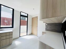 Whitley Road (D11), Semi-Detached #502446331